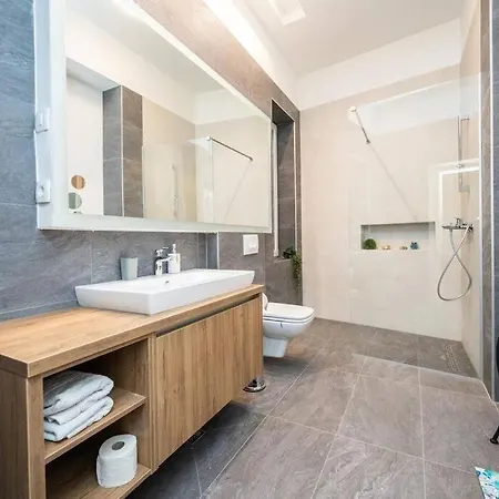 Appartement Luxury 2bdr In