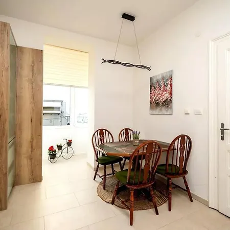 Lägenhet Luxury 2bdr In Budapest