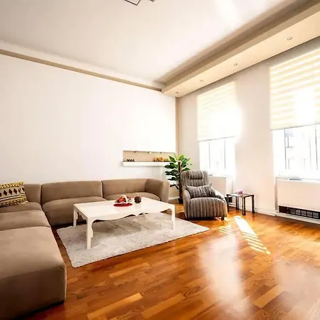 Luxury 2bdr In Lägenhet *